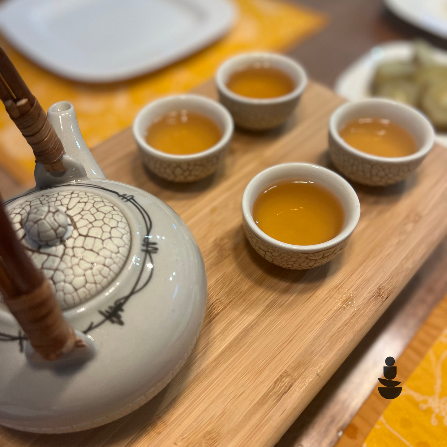 Bat trang teapot set
